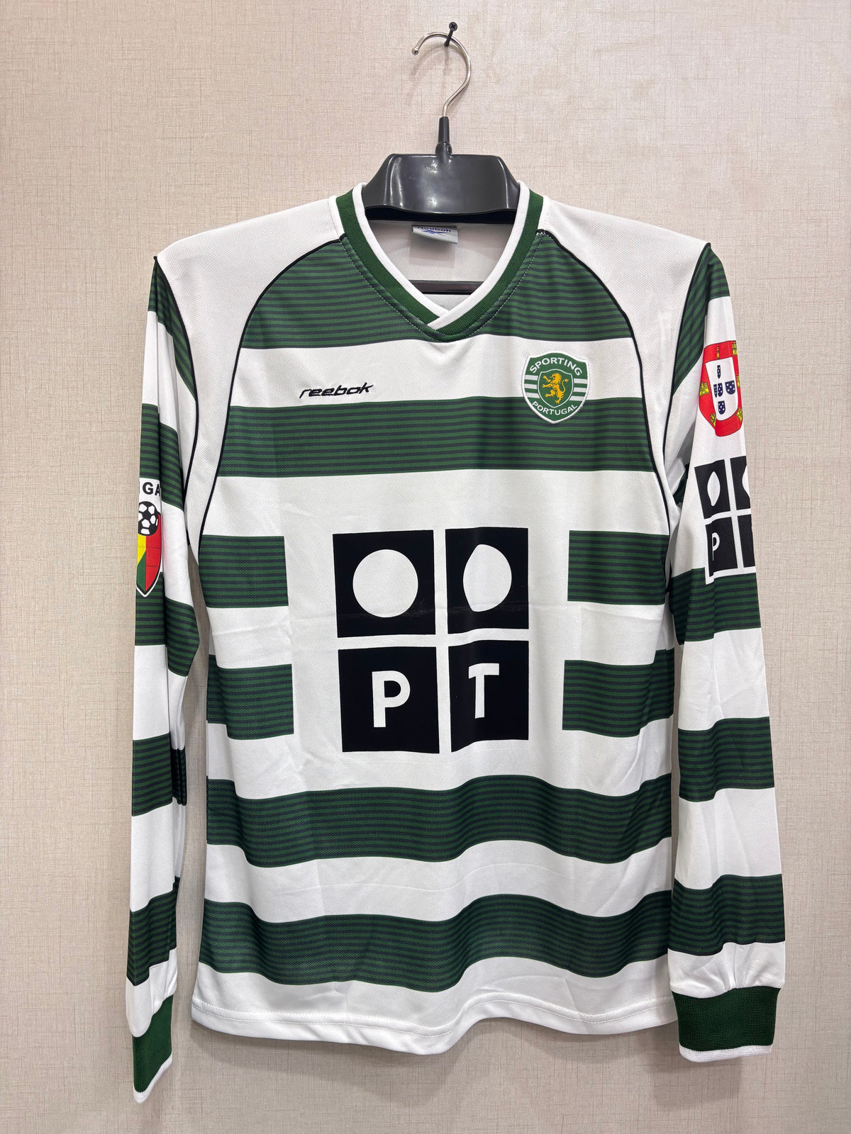 C RONALDO SPORTING 2001/03 SHIRT (embroided logo)