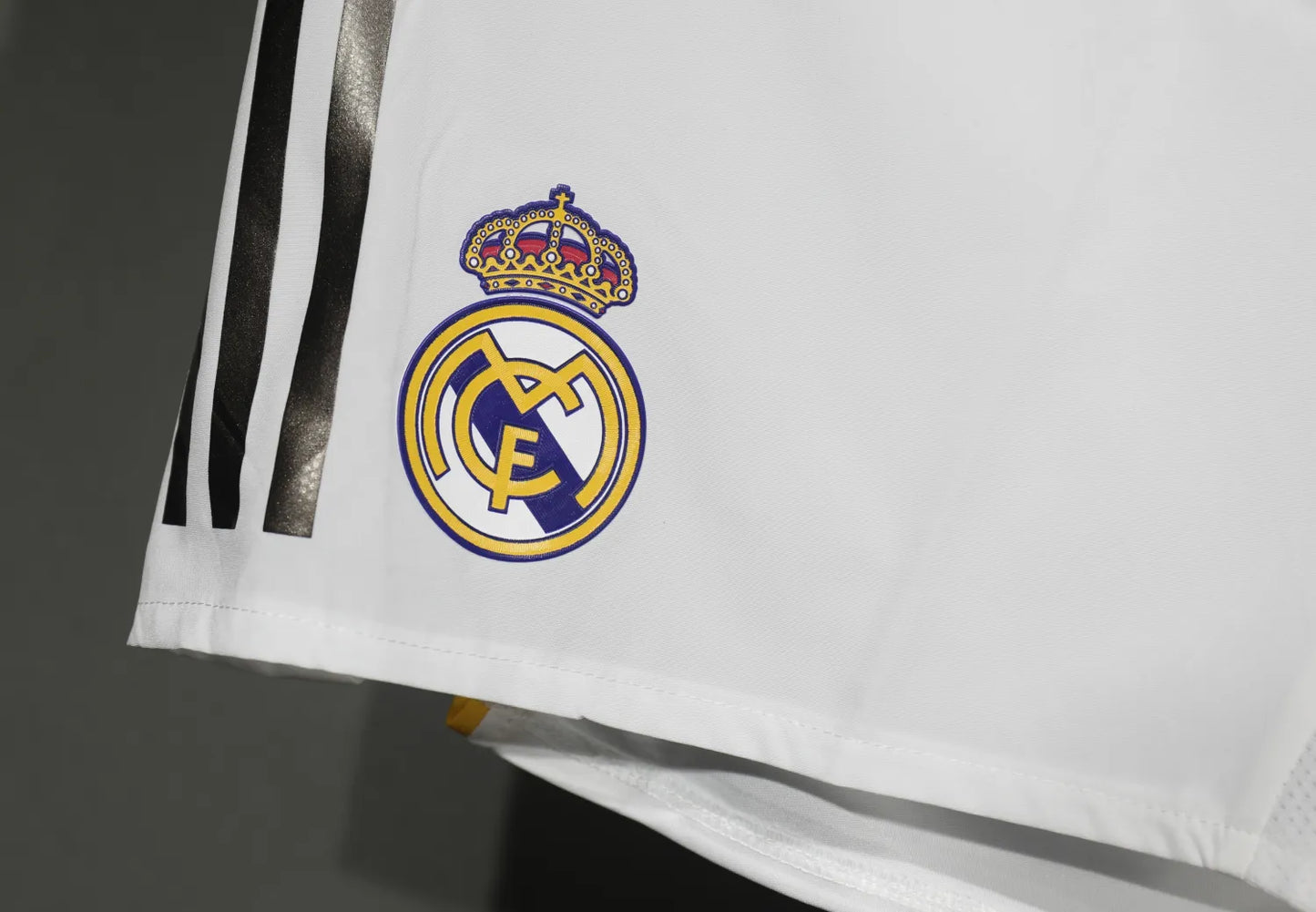 REAL MADRID HOME SHORTS 25/26