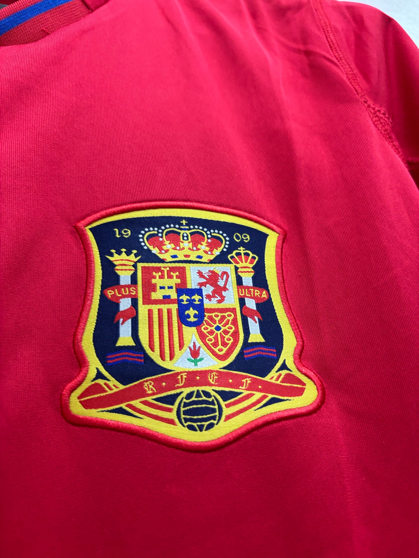 SPAIN INIESTA 6 2006 FIFA CUP ORIGINAL HOME SHIRT