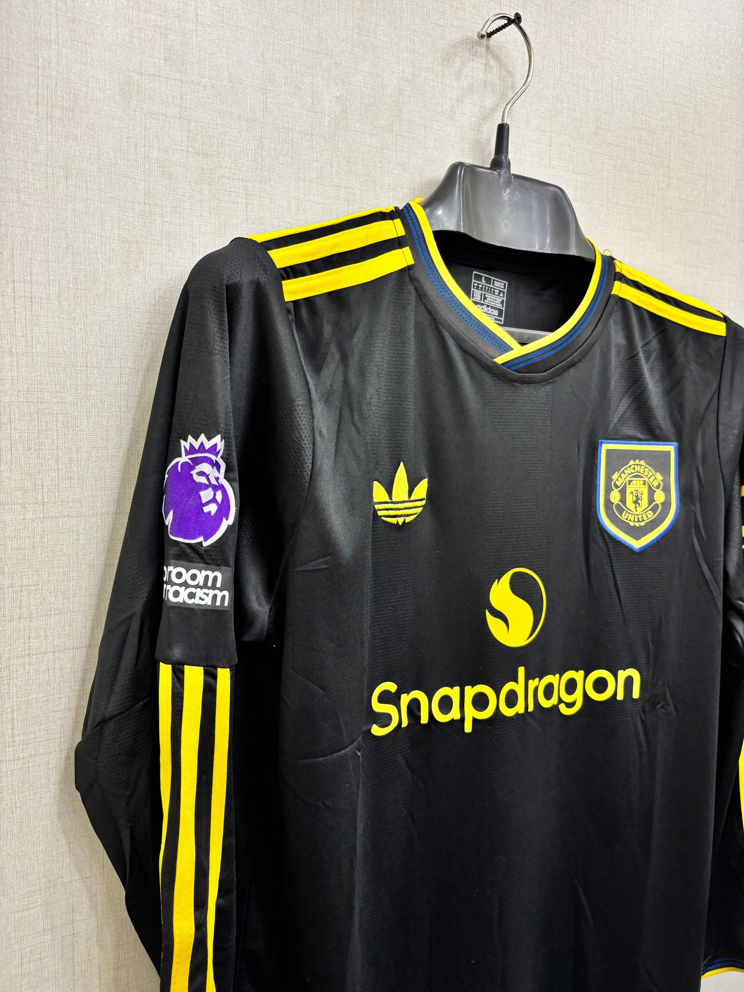 MANCHESTER UNITED THIRD 25/26 FULL SLEEVE SHIRT