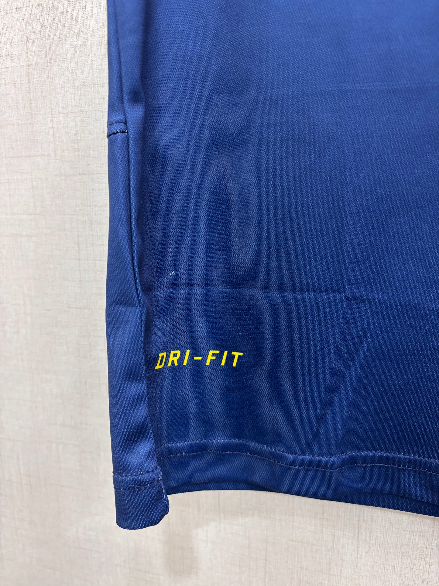 Barcelona 2008-09 Messi #10 Jersey(EMBROIDED LOGO)