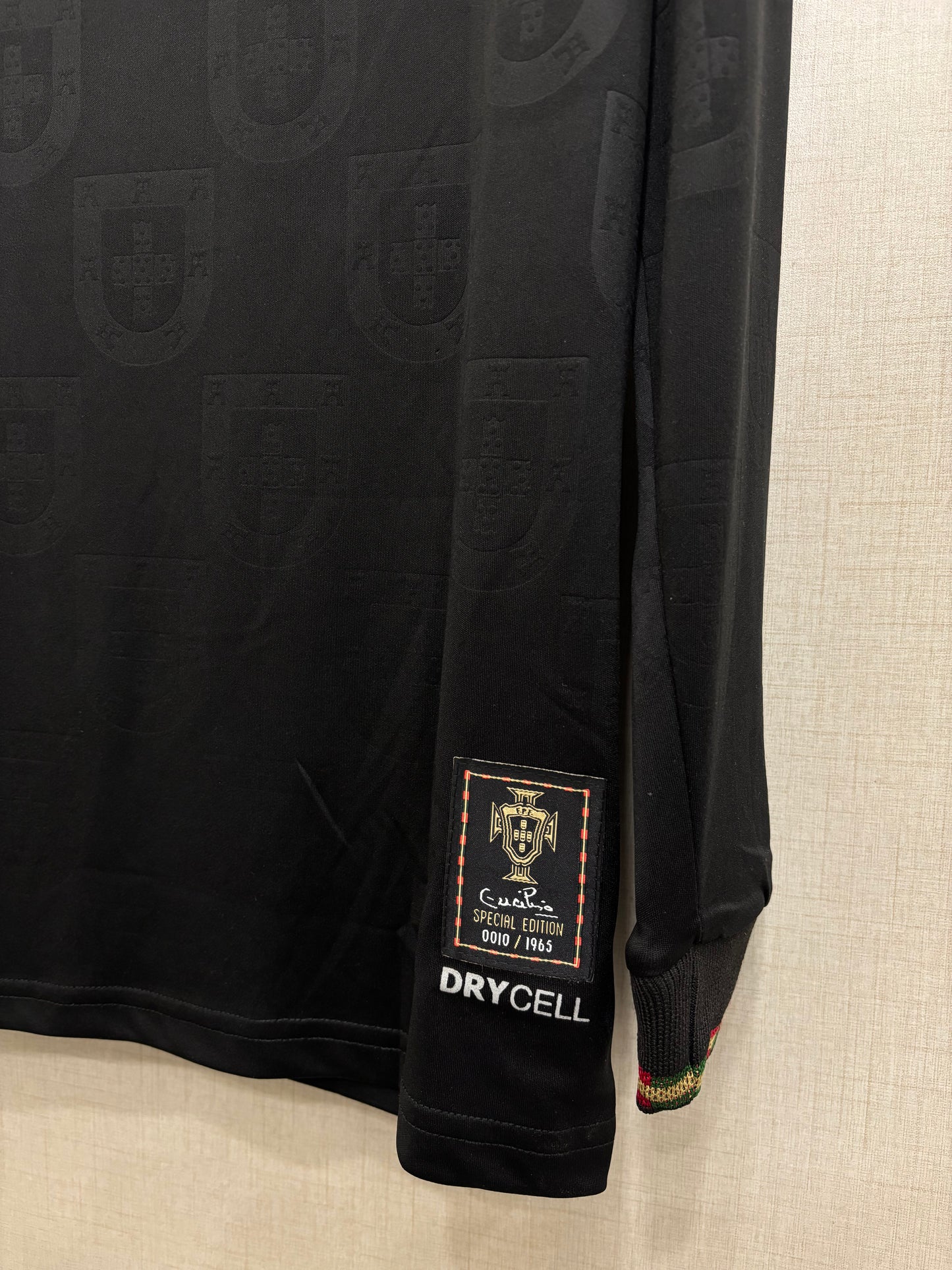 RONALDO 7 PORTUGAL BLACK JERSEY (ALL PLAYER VERSION LOGO)