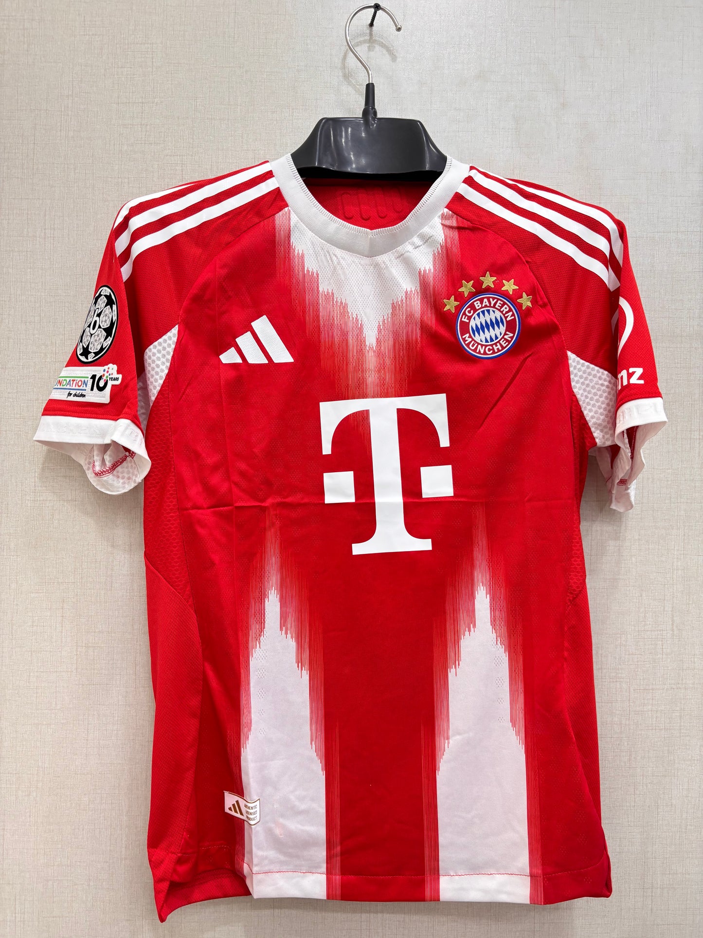 BAYERN MUNCHEN HOME AUTHENTIC PLAYER VERSION SHIRT