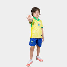 FOOTBALL KIDS KITS 2025/26