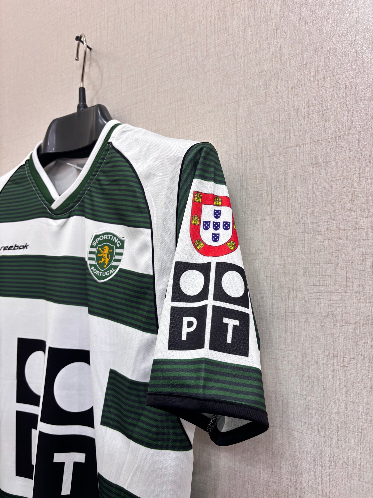 C RONALDO SPORTING 2001/03 SHIRT (embroided logo)