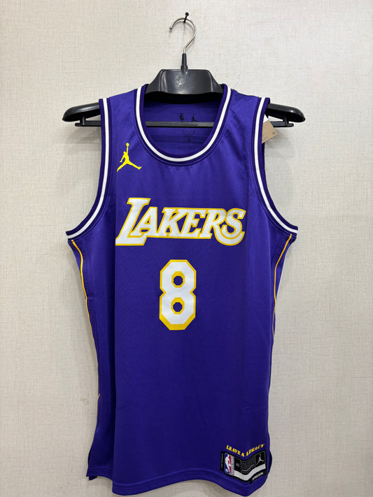 Los Angeles Lakers - Bryant 8