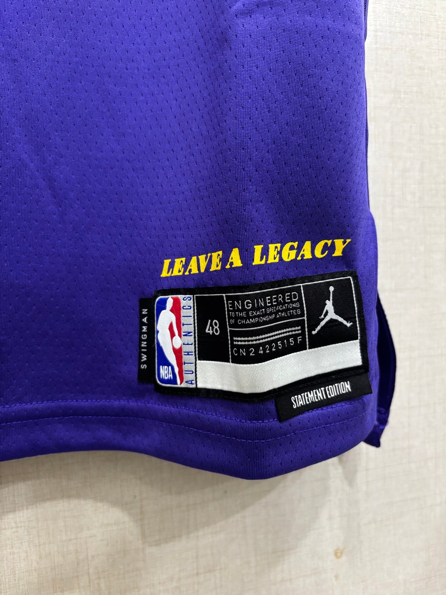 Los Angeles Lakers - Bryant 8