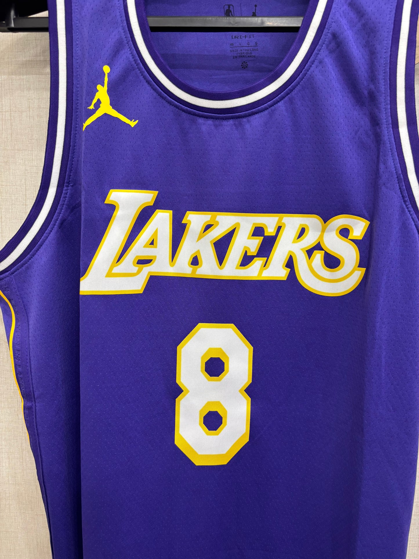 Los Angeles Lakers - Bryant 8