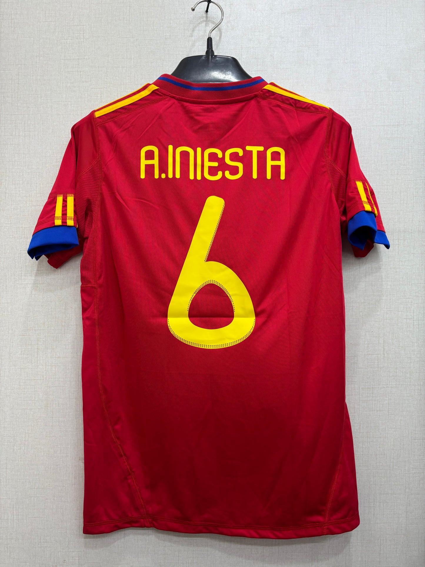 SPAIN INIESTA 6 2006 FIFA CUP ORIGINAL HOME SHIRT