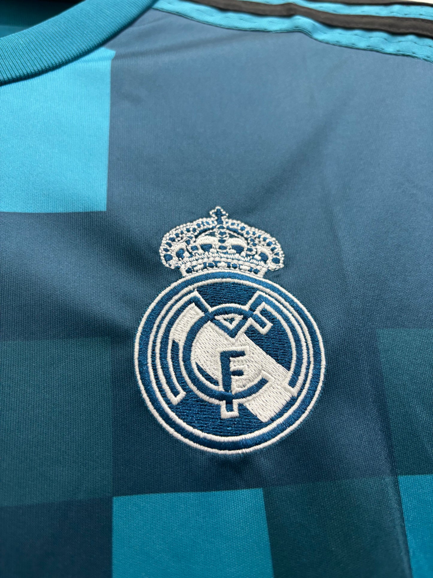 RONALDO 7 REAL MADRID THIRD 2017/18 Jersey(imported)