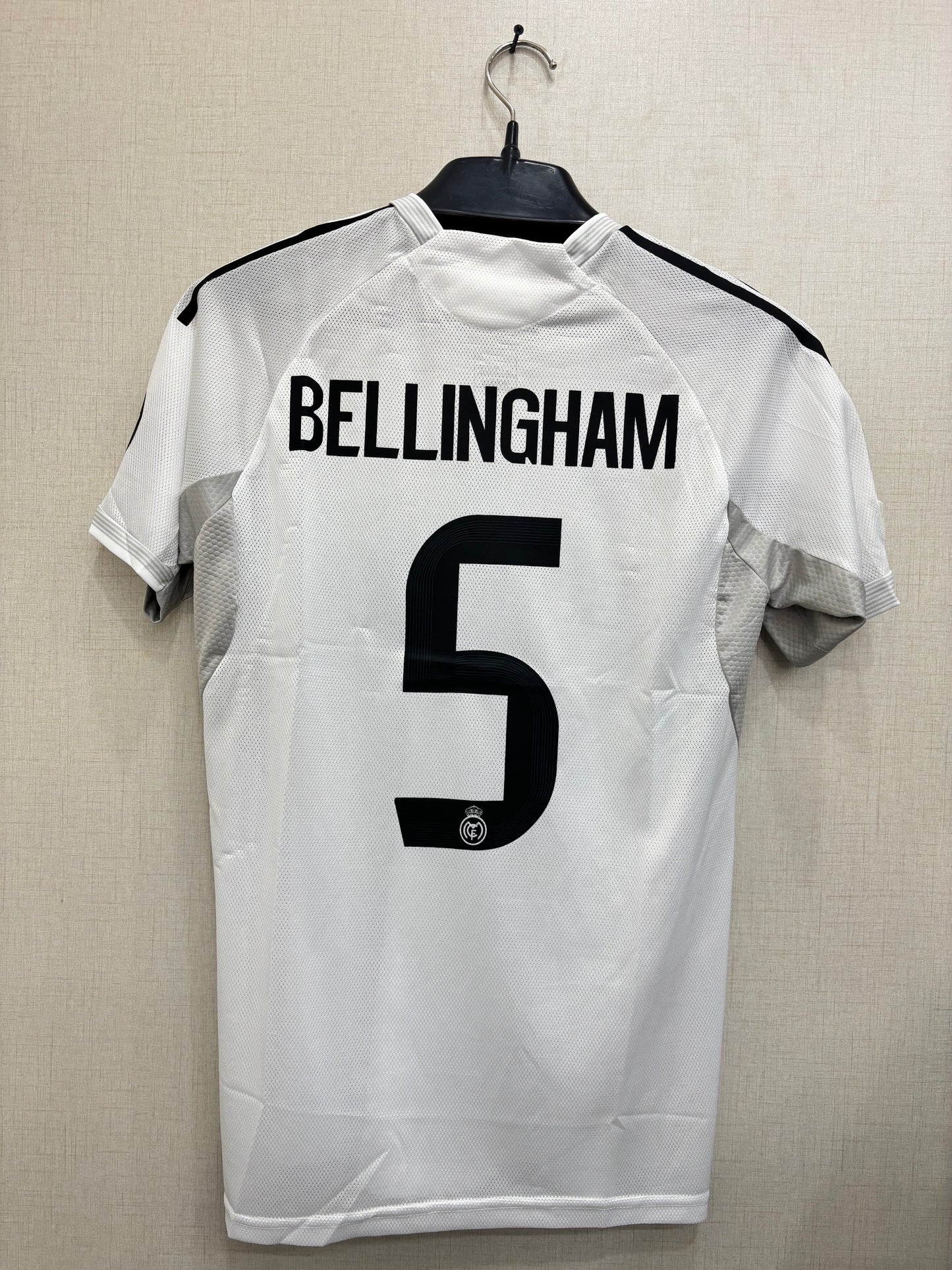 Real Madrid Home Shirt (ALL Player Version Logo) 25/26