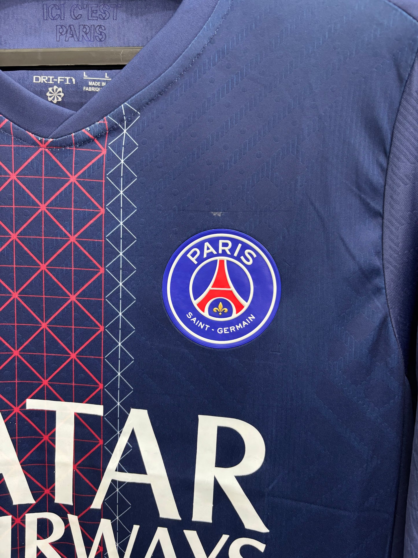 PSG HOME SHIRT 25/26 (PLAYER VERSION )