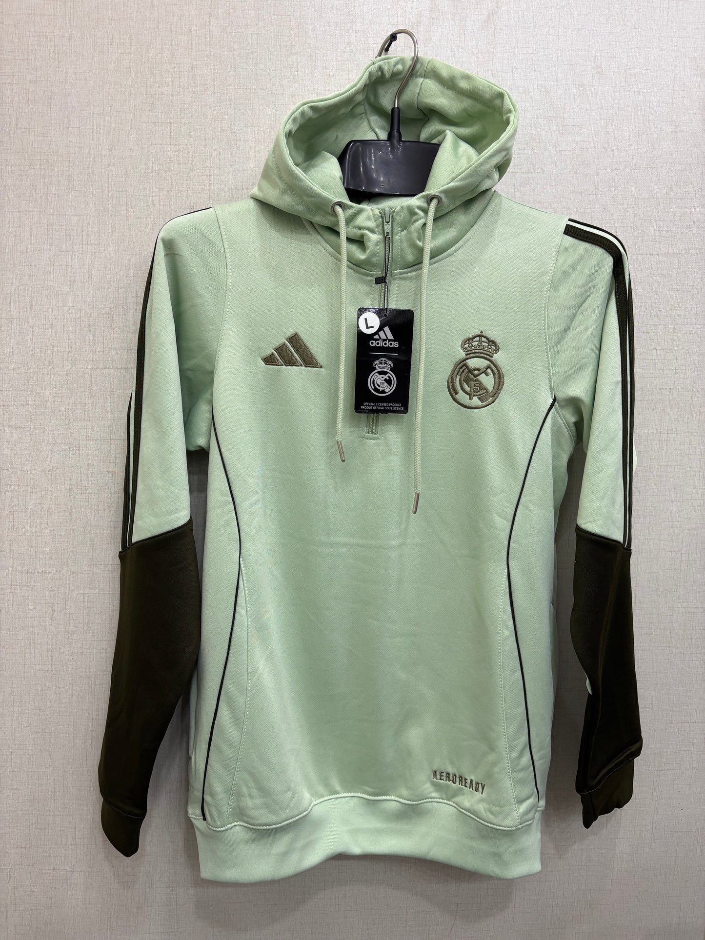 REAL MADRID SPECIAL HOODIE (EMBROIDED LOGO)