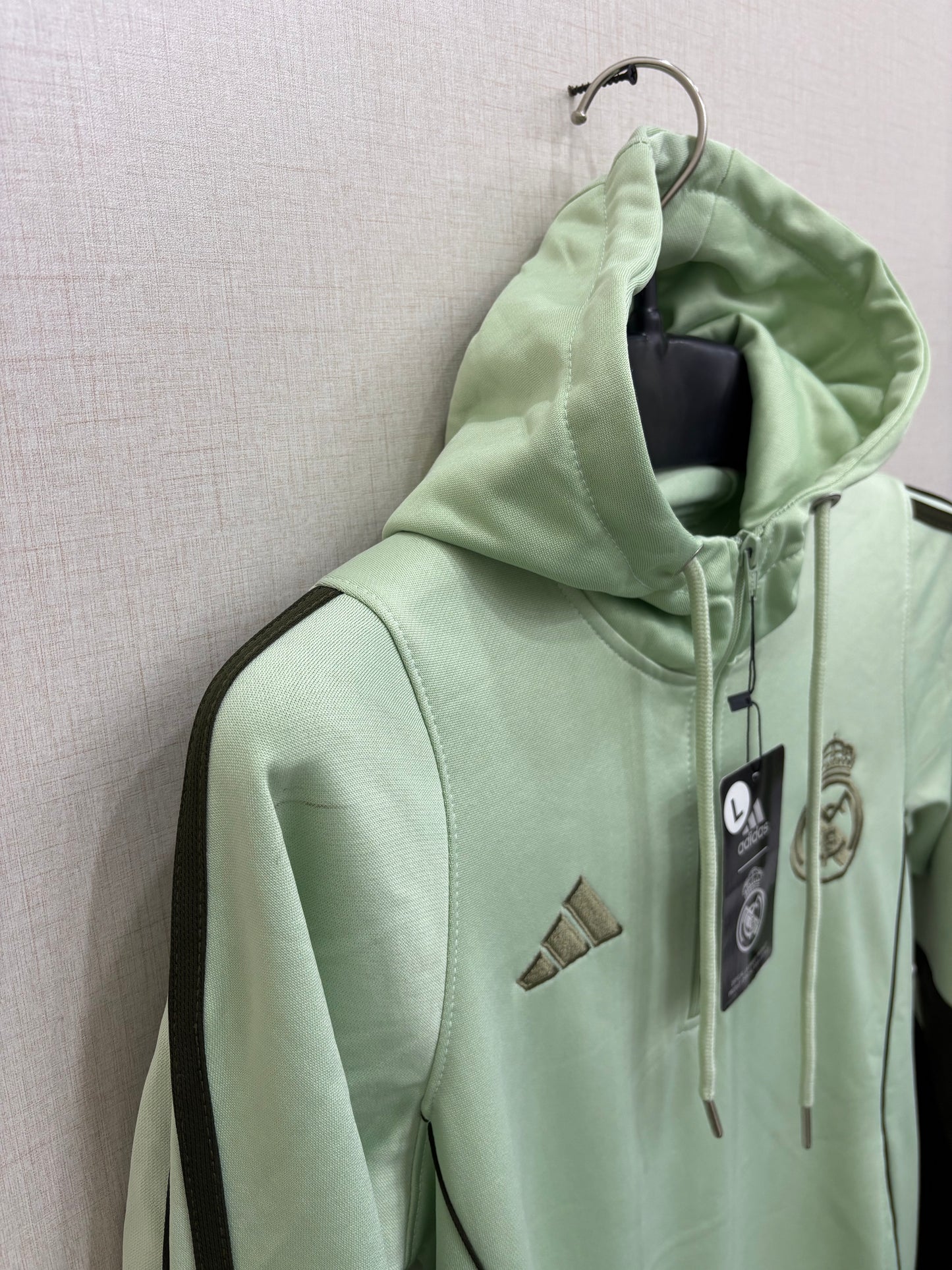 REAL MADRID SPECIAL HOODIE (EMBROIDED LOGO)