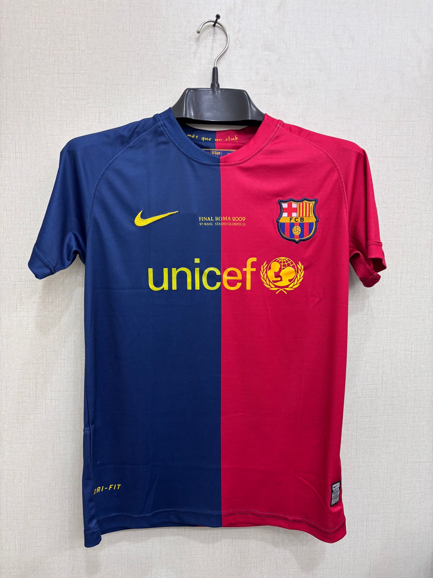 Barcelona 2008-09 Messi #10 Jersey(EMBROIDED LOGO)