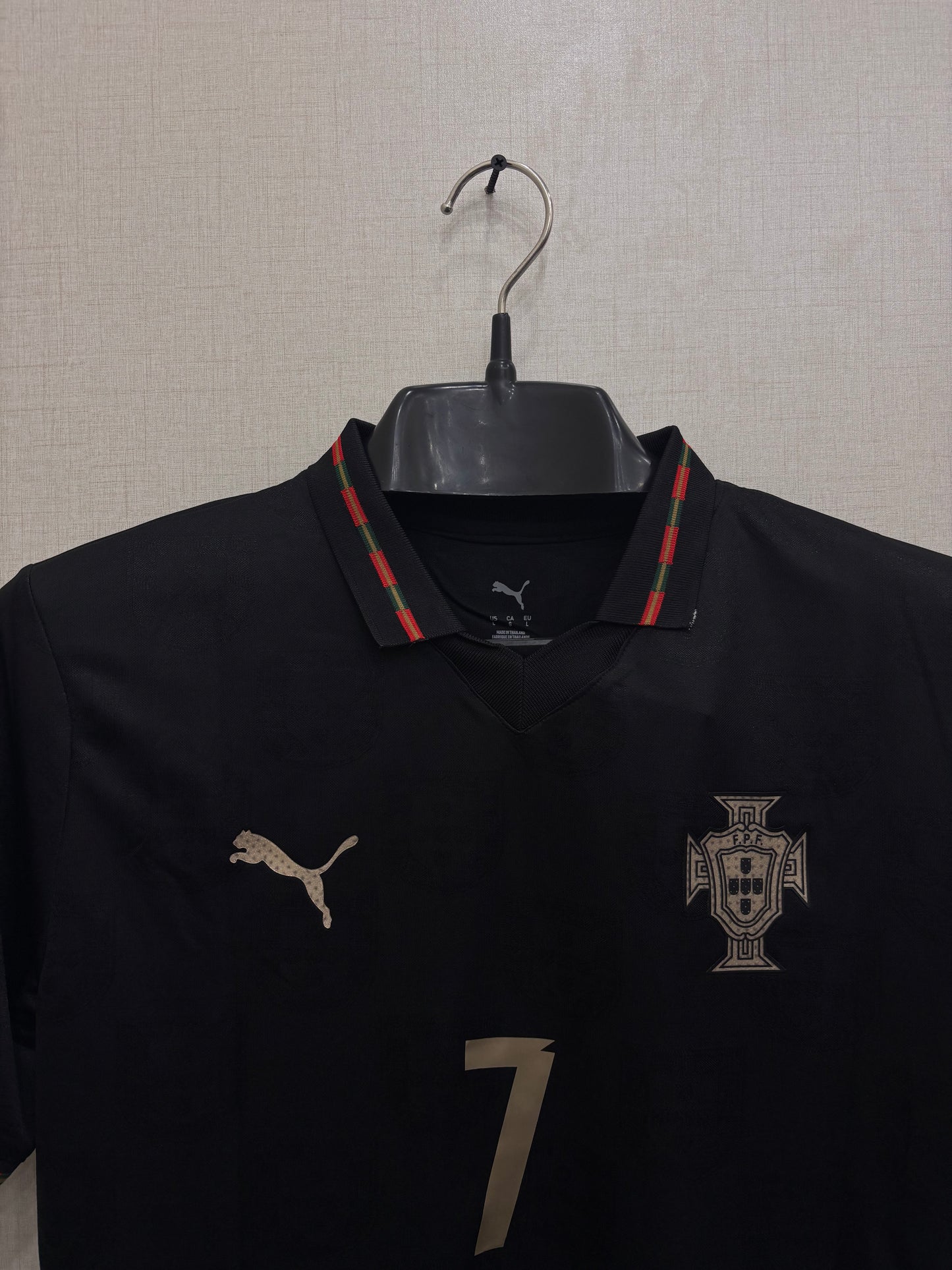 RONALDO 7 PORTUGAL BLACK SPECIAL EDITION  ORIGINAL JERSEY