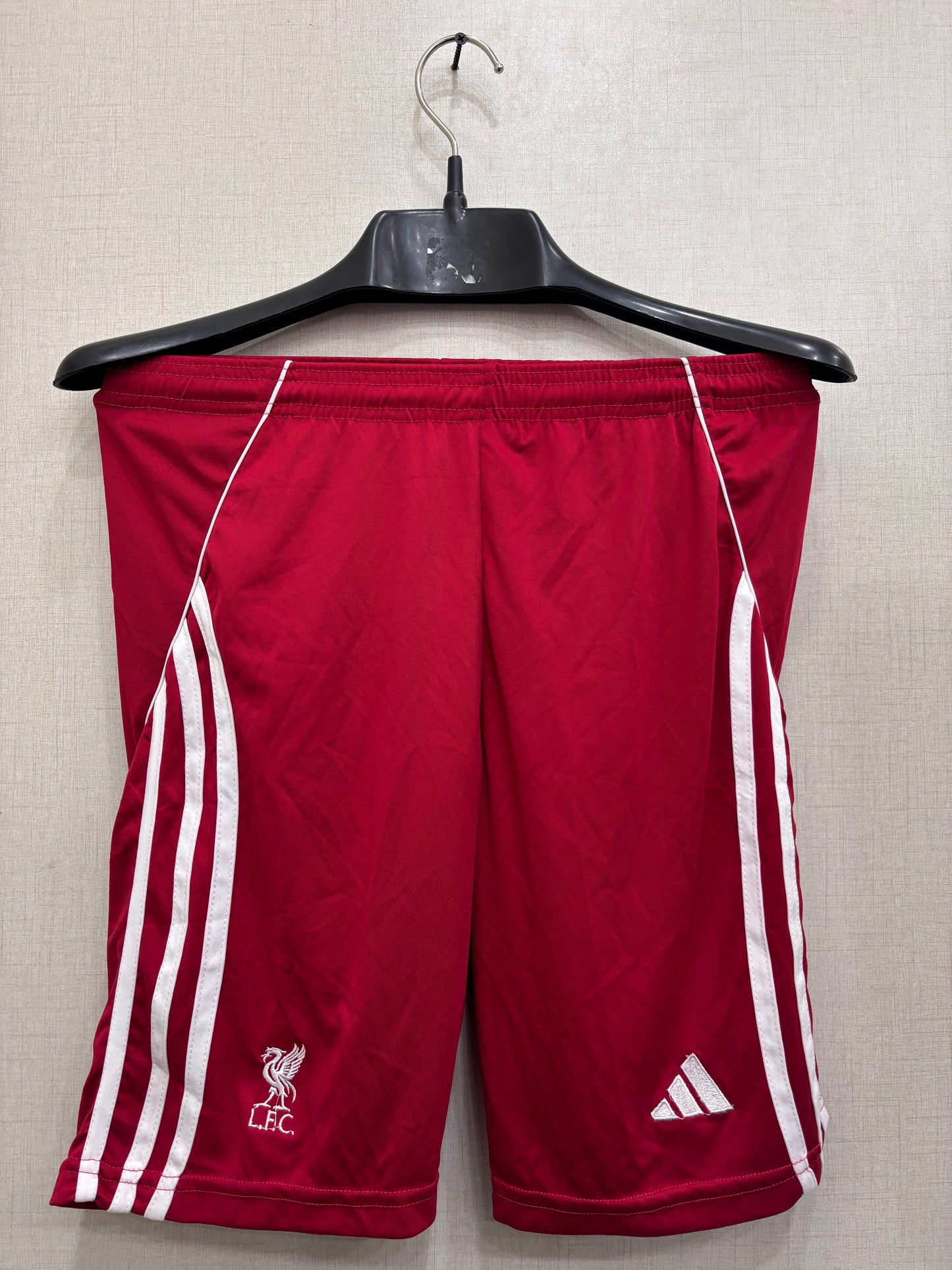 LIVER POOL HOME SHORTS 2025