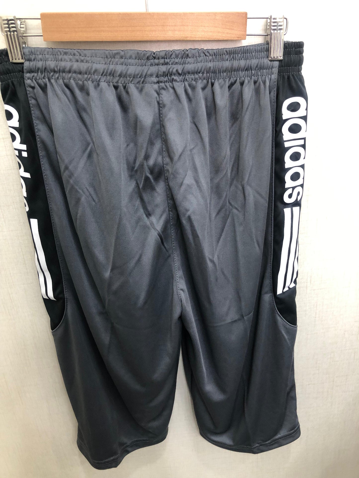 ADIDAS MEN'S SHORT (3 QUARTER)