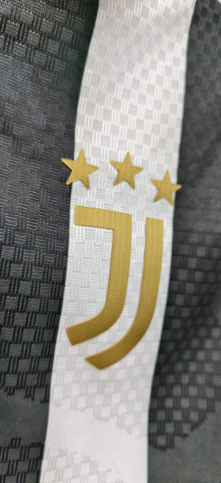 JUVENTUS HOME ORIGINAL JERSEY 2026/27